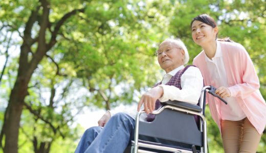 資格試験の経験者に聴く勉強法！【介護職員初任者研修試験編】