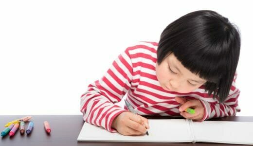 子供はほめて伸ばす？アメリカの研究から分かる自尊心と学力の関係